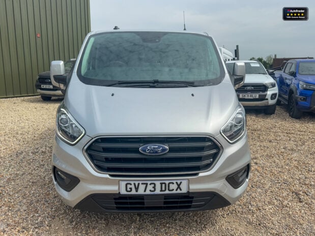 Ford Transit Custom Crew Cab SWB L1H1 AUTO 300 Limited Air Con Cam Sensors EURO 6 NO VAT 4
