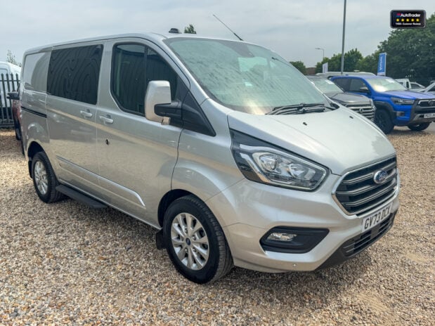 Ford Transit Custom Crew Cab SWB L1H1 AUTO 300 Limited Air Con Cam Sensors EURO 6 NO VAT 5