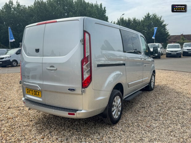 Ford Transit Custom Crew Cab SWB L1H1 AUTO 300 Limited Air Con Cam Sensors EURO 6 NO VAT 7