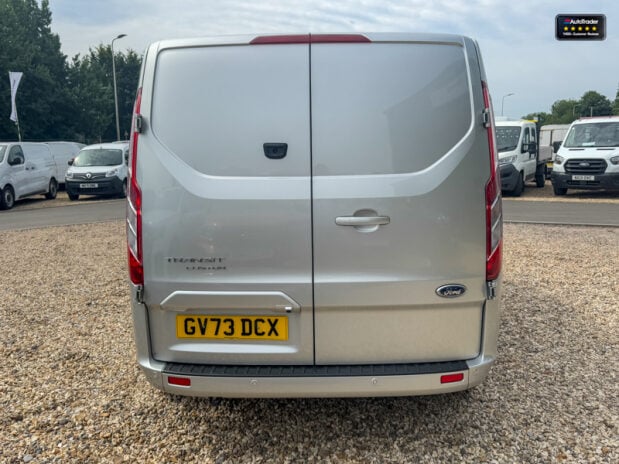 Ford Transit Custom Crew Cab SWB L1H1 AUTO 300 Limited Air Con Cam Sensors EURO 6 NO VAT 8