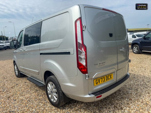 Ford Transit Custom Crew Cab SWB L1H1 AUTO 300 Limited Air Con Cam Sensors EURO 6 NO VAT 11