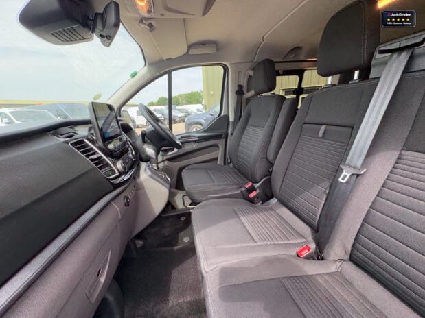 Ford Transit Custom Crew Cab SWB L1H1 AUTO 300 Limited Air Con Cam Sensors EURO 6 NO VAT 16
