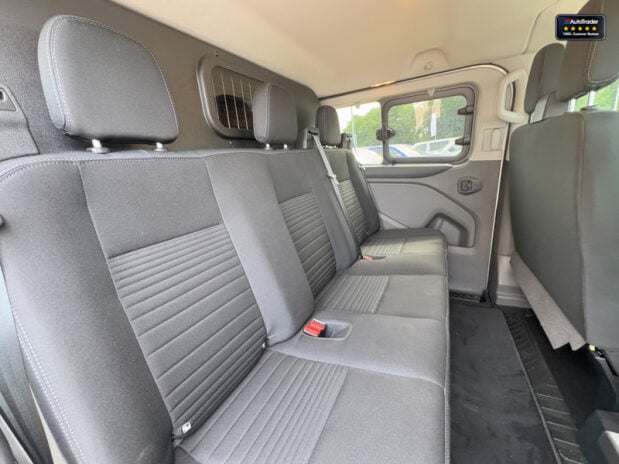 Ford Transit Custom Crew Cab SWB L1H1 AUTO 300 Limited Air Con Cam Sensors EURO 6 NO VAT 18