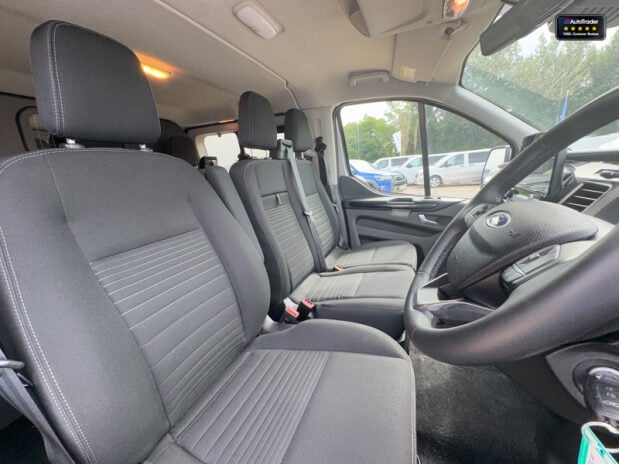 Ford Transit Custom Crew Cab SWB L1H1 AUTO 300 Limited Air Con Cam Sensors EURO 6 NO VAT 20