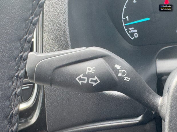 Ford Transit Custom Crew Cab SWB L1H1 AUTO 300 Limited Air Con Cam Sensors EURO 6 NO VAT 26