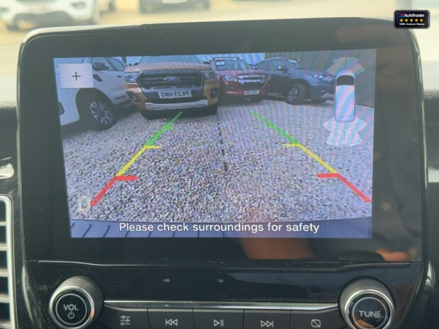 Ford Transit Custom Crew Cab SWB L1H1 AUTO 300 Limited Air Con Cam Sensors EURO 6 NO VAT 38