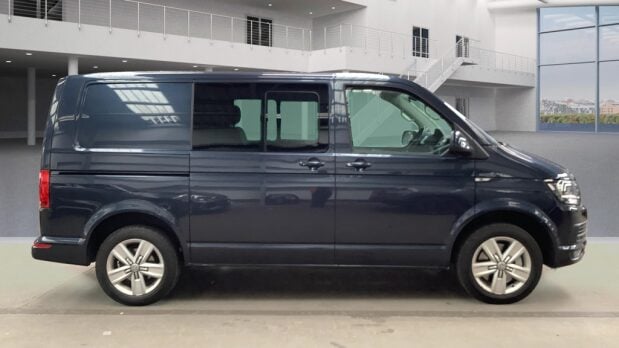 Volkswagen Transporter Crew Cab AUTO SWB L1H1 Air Con Cam Sensors Kombi Highline EURO 6 NO VAT 3