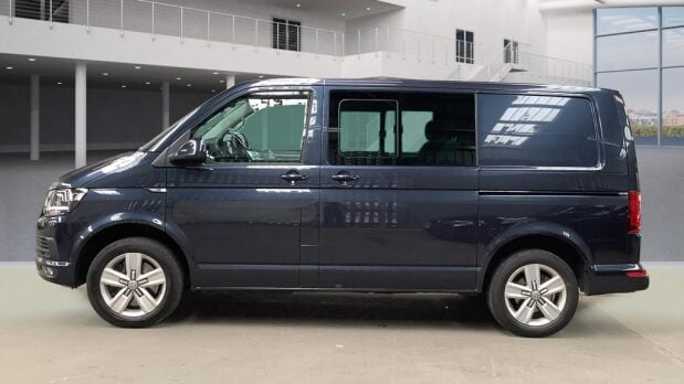Volkswagen Transporter Crew Cab AUTO SWB L1H1 Air Con Cam Sensors Kombi Highline EURO 6 NO VAT 7