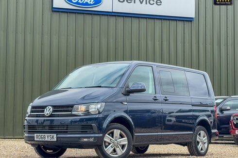 Volkswagen Transporter Crew Cab AUTO SWB L1H1 Air Con Cam Sensors Kombi H