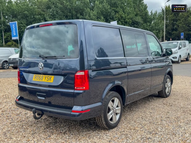 Volkswagen Transporter Crew Cab AUTO SWB L1H1 Air Con Cam Sensors Kombi H 7