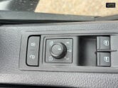 Volkswagen Transporter Crew Cab AUTO SWB L1H1 Air Con Cam Sensors Kombi H 28