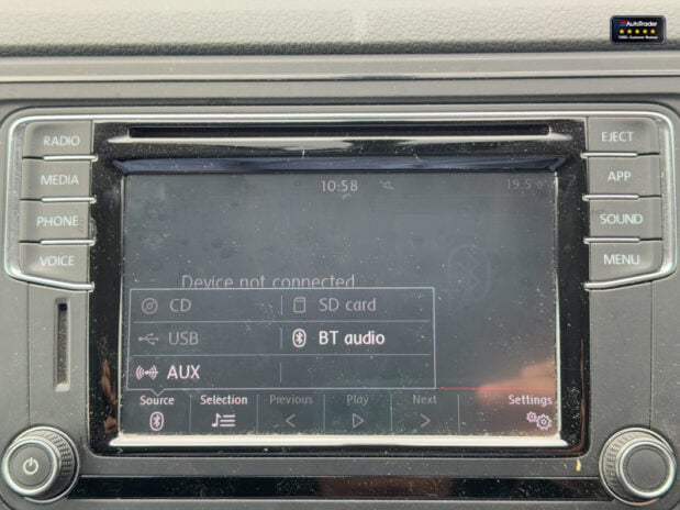 Volkswagen Transporter Crew Cab AUTO SWB L1H1 Air Con Cam Sensors Kombi H 30
