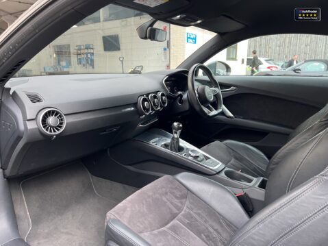 Audi TT 2.0 TDI ultra S line Coupe 3dr Diesel Manual Euro 6 (s/s) (184 ps) 11