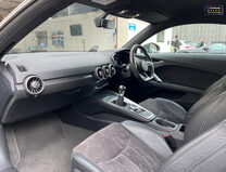 Audi TT 2.0 TDI ultra S line Coupe 3dr Diesel Manual Euro 6 (s/s) (184 ps) 11
