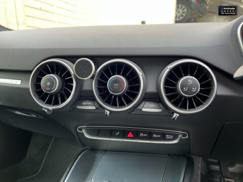 Audi TT 2.0 TDI ultra S line Coupe 3dr Diesel Manual Euro 6 (s/s) (184 ps) 23