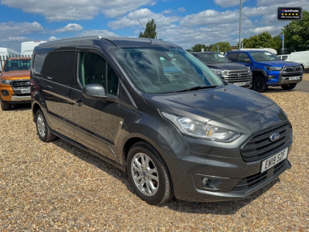 Ford Transit Connect AUTO LWB L2H1 240 Limited Air Con Alloys Nav Sensors EURO 6 NO VAT 4
