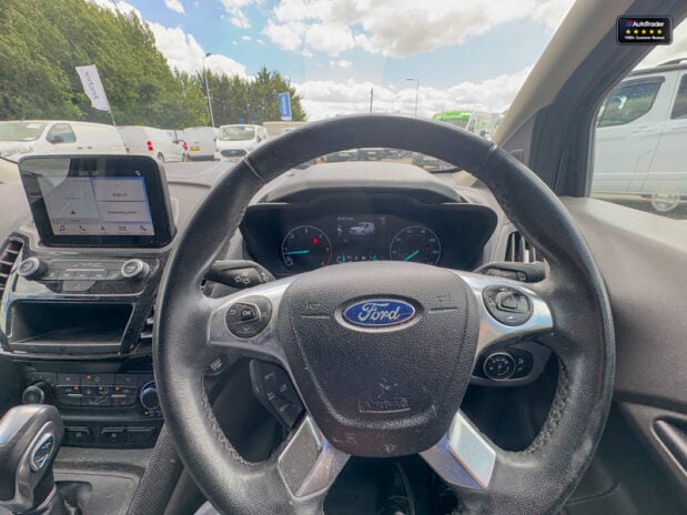 Ford Transit Connect AUTO LWB L2H1 240 Limited Air Con Alloys Nav Sensors EURO 6 NO VAT 16