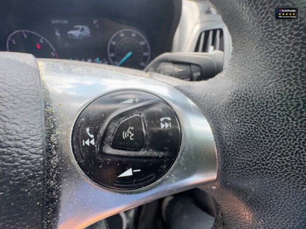 Ford Transit Connect AUTO LWB L2H1 240 Limited Air Con Alloys Nav Sensors EURO 6 NO VAT 18