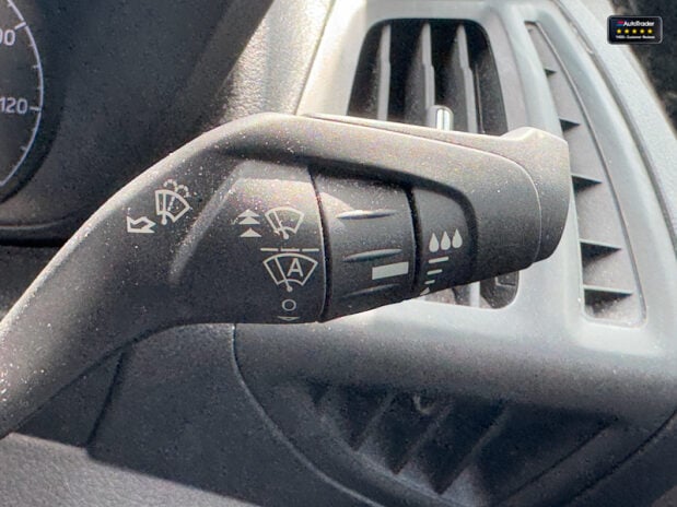 Ford Transit Connect AUTO LWB L2H1 240 Limited Air Con Alloys Nav Sensors EURO 6 NO VAT 22