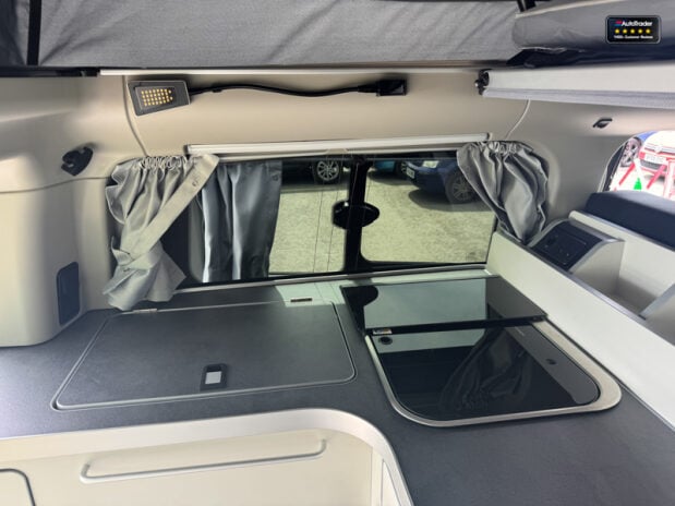 Ford Transit Custom Nugget Camper Auto Camera 4 Berth 4 Belts Kitchen Pop Top EURO 6 11