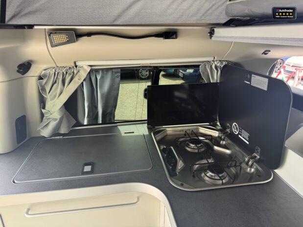 Ford Transit Custom Nugget Camper Auto Camera 4 Berth 4 Belts Kitchen Pop Top EURO 6 12