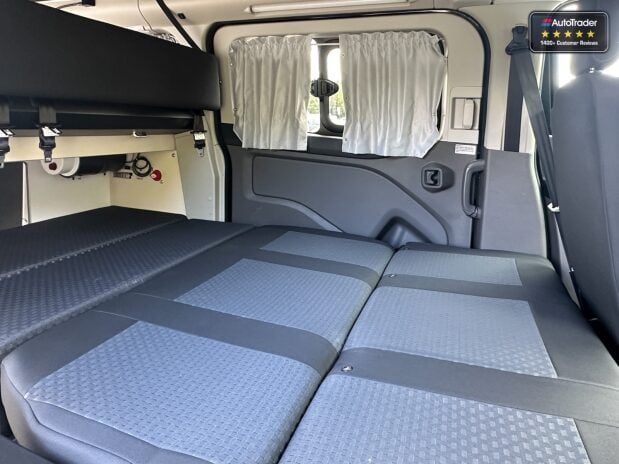 Ford Transit Custom Nugget Camper Auto Camera 4 Berth 4 Belts Kitchen Pop Top EURO 6 31