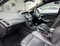Ford Focus 2.0 TDCi ST-3 Hatchback 5dr Diesel Manual Euro 6 (s/s) (185 ps) 14