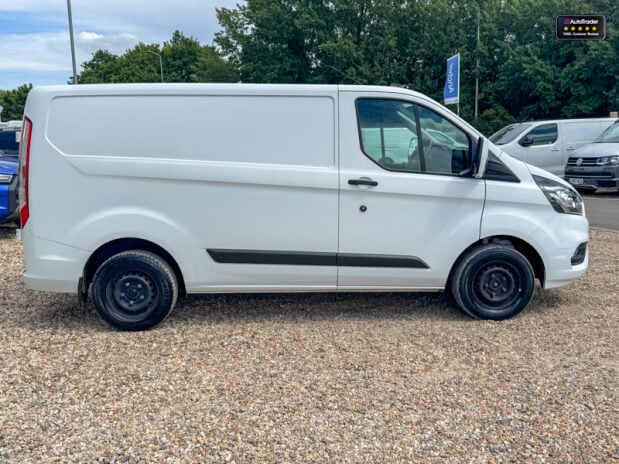 Ford Transit Custom SWB L1H1 [SOLD KH] low Roof 300 Trend Side Door EURO 6 5