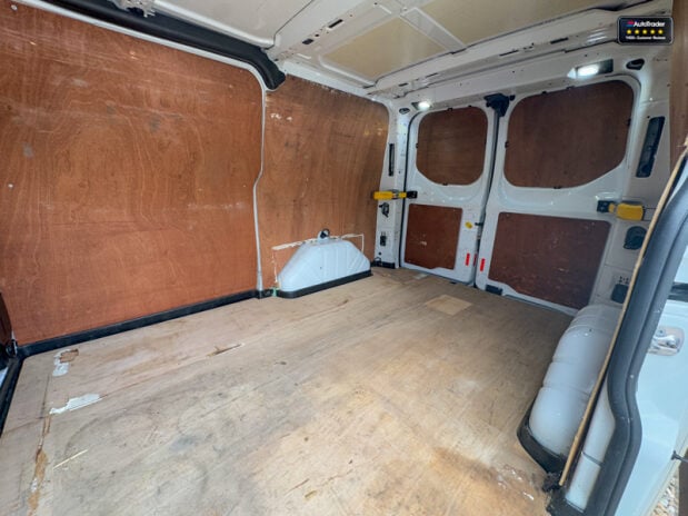 Ford Transit Custom SWB L1H1 [SOLD KH] low Roof 300 Trend Side Door EURO 6 11