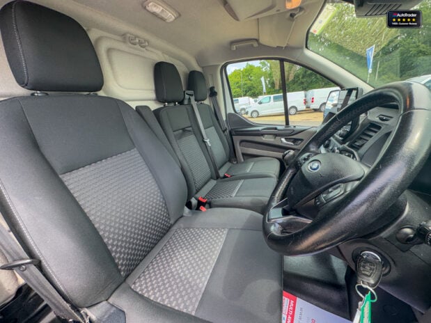 Ford Transit Custom SWB L1H1 [SOLD KH] low Roof 300 Trend Side Door EURO 6 14