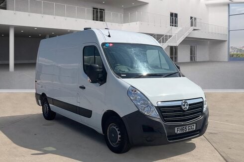 Vauxhall Movano MWB L2H2 Medium Roof F3500 Cdti Sensors Tow Bar NO VAT
