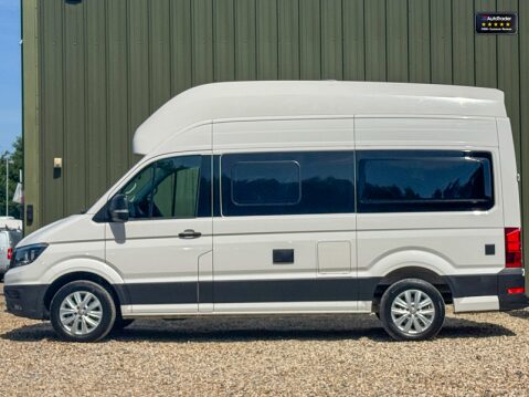 Volkswagen Grand California AUTO|600|4 Belt|4 Berth|Double Gas Hob| Fridge|Sink|Battery 6