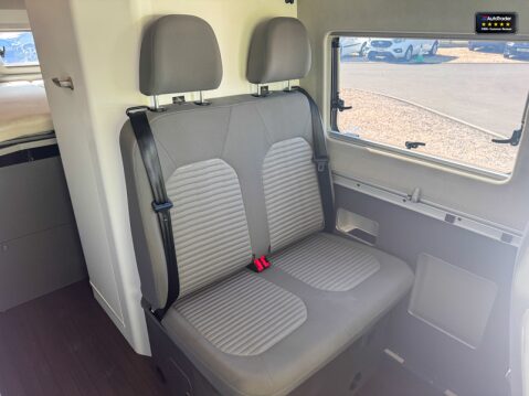 Volkswagen Grand California AUTO|600|4 Belt|4 Berth|Double Gas Hob| Fridge|Sink|Battery 10