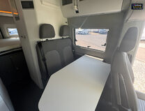 Volkswagen Grand California AUTO|600|4 Belt|4 Berth|Double Gas Hob| Fridge|Sink|Battery 11