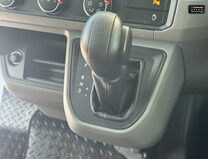 Volkswagen Grand California AUTO|600|4 Belt|4 Berth|Double Gas Hob| Fridge|Sink|Battery 42