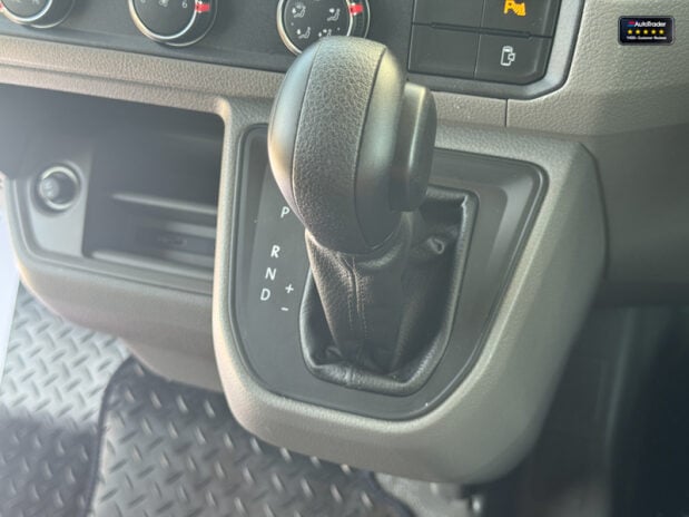 Volkswagen Grand California Tdi (EX71 CZA) 41