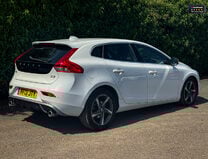Volvo V40 2.0 D3 R-Design Lux Nav Hatchback 5dr Diesel Manual Euro 5 (s/s) (150 ps) 3