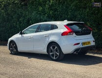 Volvo V40 2.0 D3 R-Design Lux Nav Hatchback 5dr Diesel Manual Euro 5 (s/s) (150 ps) 6