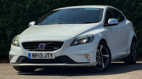 Volvo V40 2.0 D3 R-Design Lux Nav Hatchback 5dr Diesel Manual Euro 5 (s/s) (150 ps) 