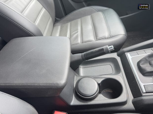 Volkswagen Amarok Crew Cab 4x4 AUTO V6 Tdi Highline 4Motion Air Con Cruise EURO 6 NO VAT 54