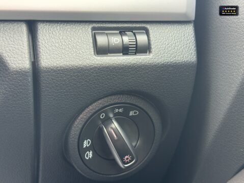 Volkswagen Amarok Crew Cab 4x4 AUTO V6 Tdi Highline 4Motion Air Con Cruise EURO 6 NO VAT 30