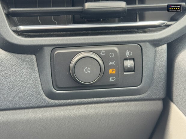 Ford Transit Custom AUTO LWB L2H1 280 Limited Air Con Cam Cruise Sensors EURO 6 26