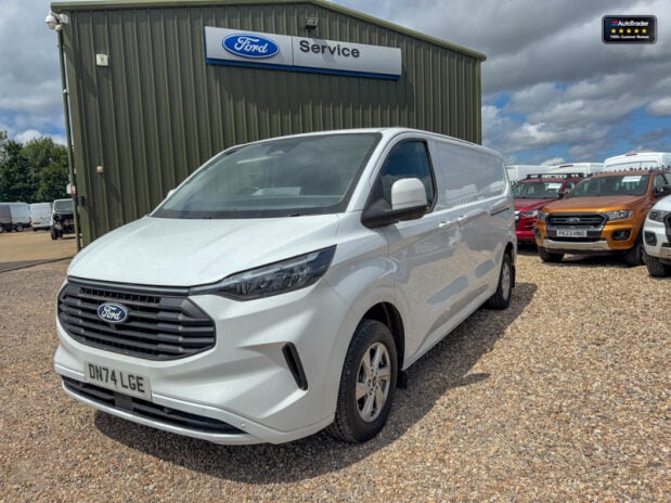 Ford Transit Custom 280 Limited L2H1 P/V Ecoblue 2