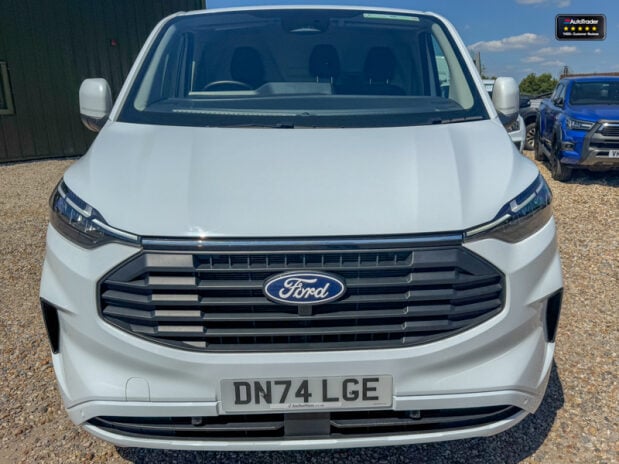 Ford Transit Custom AUTO LWB L2H1 Limited Air Con Cam Cruise Sensors EURO 6 3