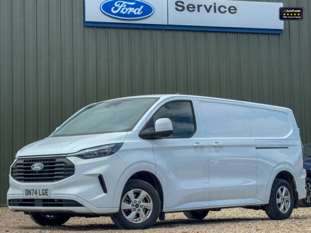 Ford Transit Custom 280 Limited L2H1 P/V Ecoblue 1