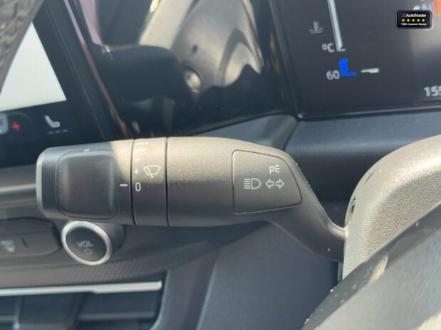 Ford Transit Custom AUTO LWB L2H1 Limited Air Con Cam Cruise Sensors EURO 6 23