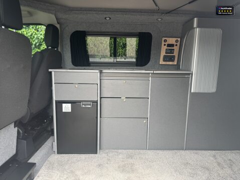 Ford Transit Custom 300 Limited|Pop Top|2 Berth|3 Belts|Fridge|Hob|Ideal for Bikes|Euro 6 8
