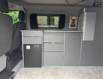 Ford Transit Custom 300 Limited|Pop Top|2 Berth|3 Belts|Fridge|Hob|Ideal for Bikes|Euro 6 8