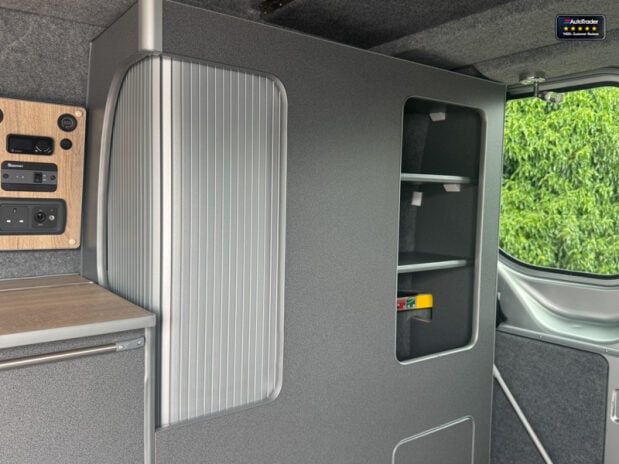 Ford Transit Custom 300 Limited|Pop Top|2 Berth|3 Belts|Fridge|Hob|Ideal for Bikes|Euro 6 14