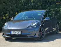 Tesla Model 3 (Sold) (Dual Motor) Performance Saloon 4dr Electric Auto 4WDE (Performance 32